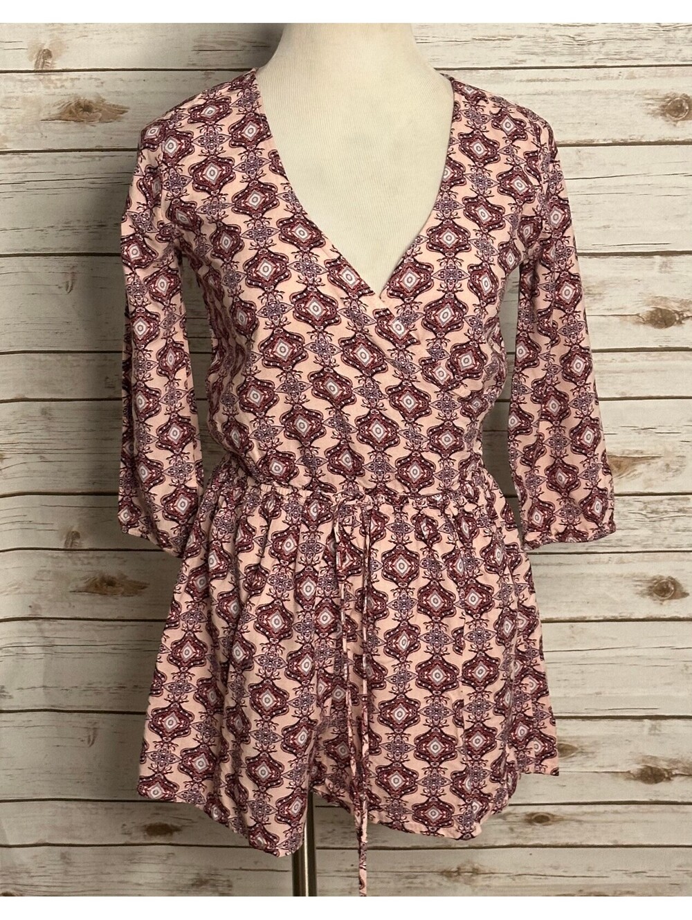 Hollister pink burgundy surplice wrap-style 3/4 length sleeve romper Medium